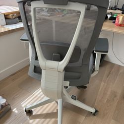 Autonomous Ergo Chair