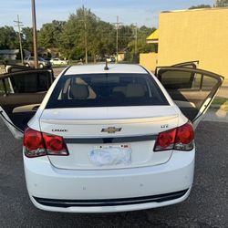 Chevy Cruze 