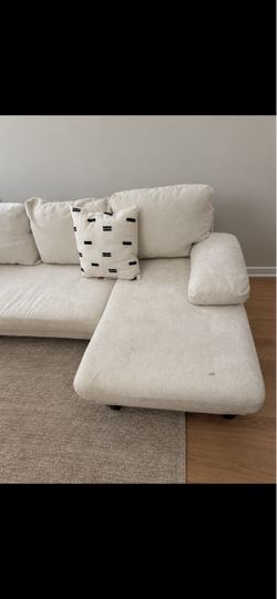 Large Cream U-Shaped Sectional Sofa – Double Chaise
