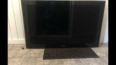 Samsung TV 46”