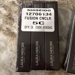 Laura Mercier Concealer