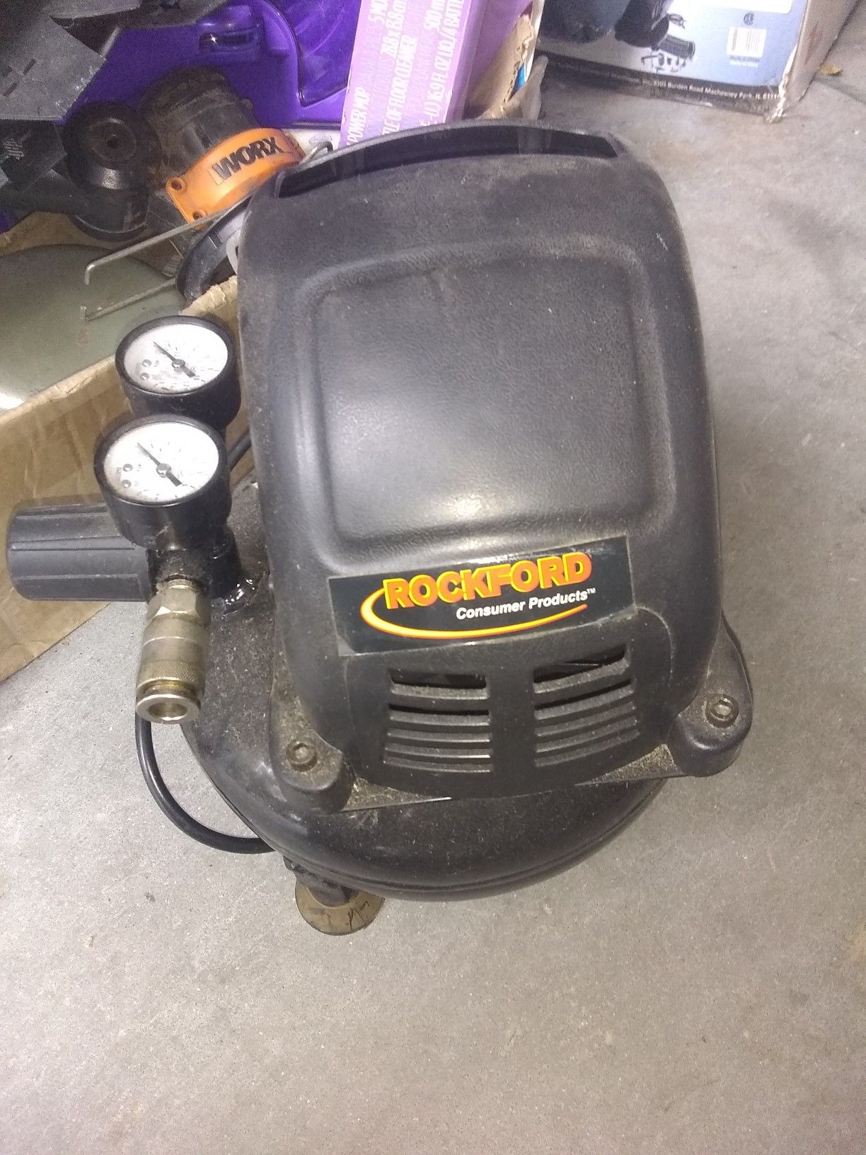 Rockford air compressor. 1 gallon and quiet