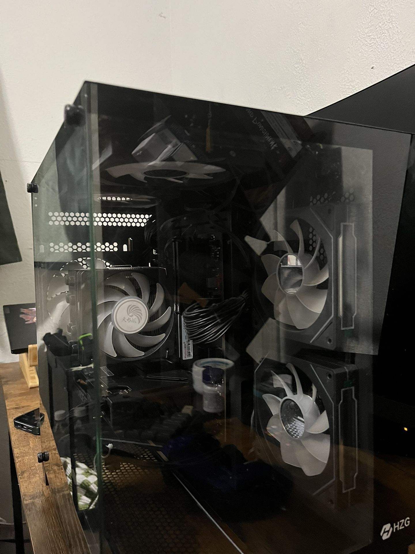 Gaming PC With 32 Inch Curved Monitor