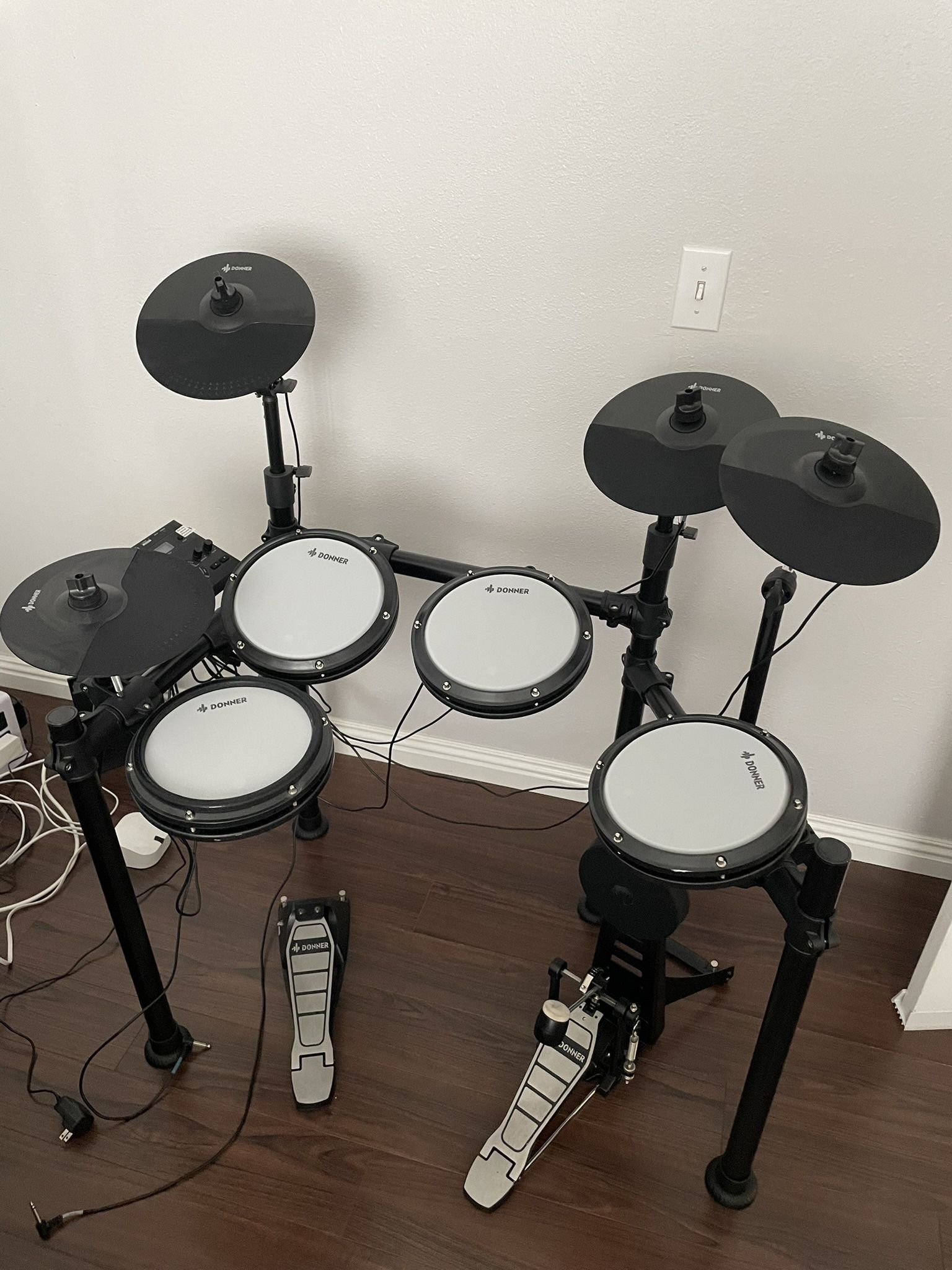 Donner DED-200X electric drum set