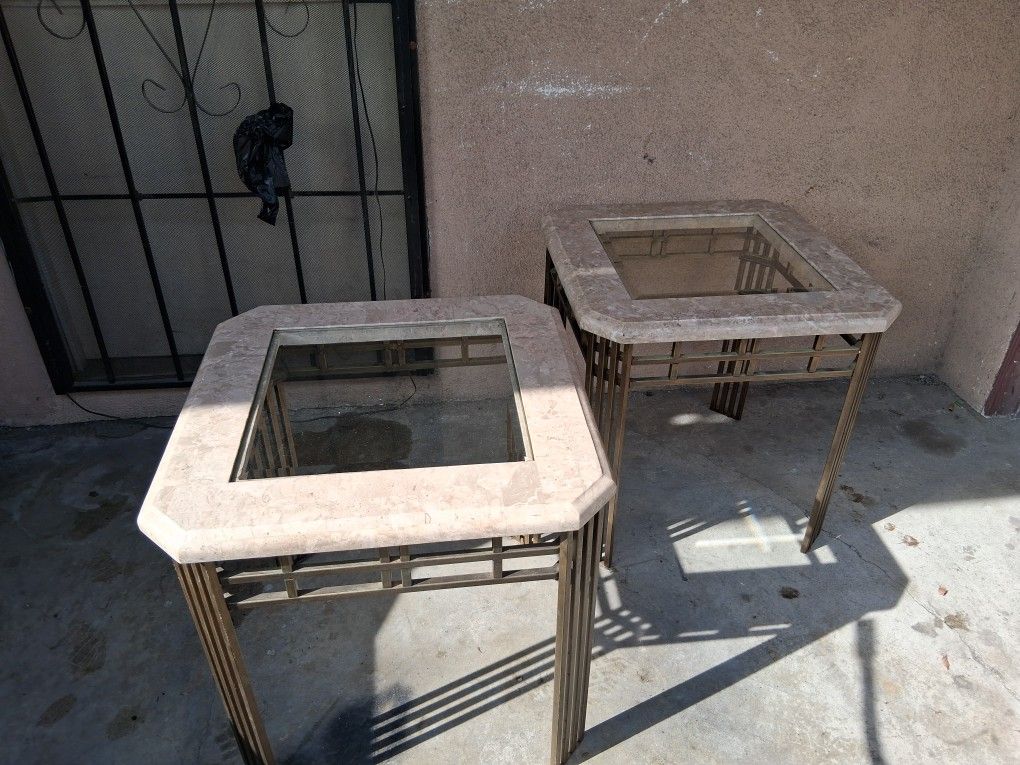 2 End Table No Cracks Or Scratches