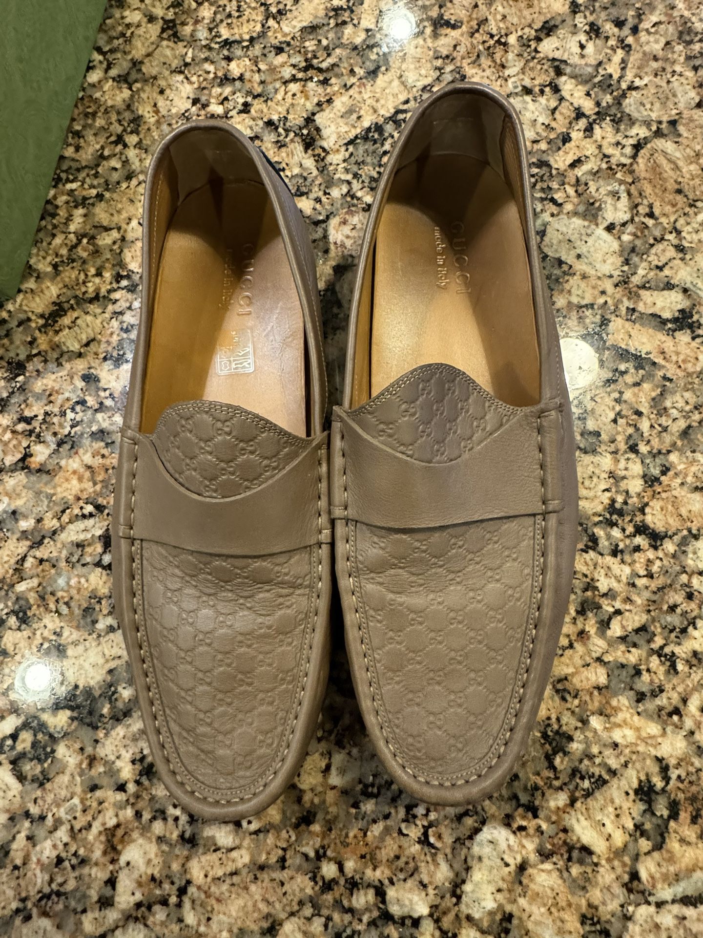 Gucci Men’s Brown Microguccissima Leather Driver Loafers Size 11