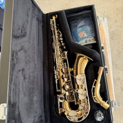 Yamaha Alto Saxophone YAS-26 
