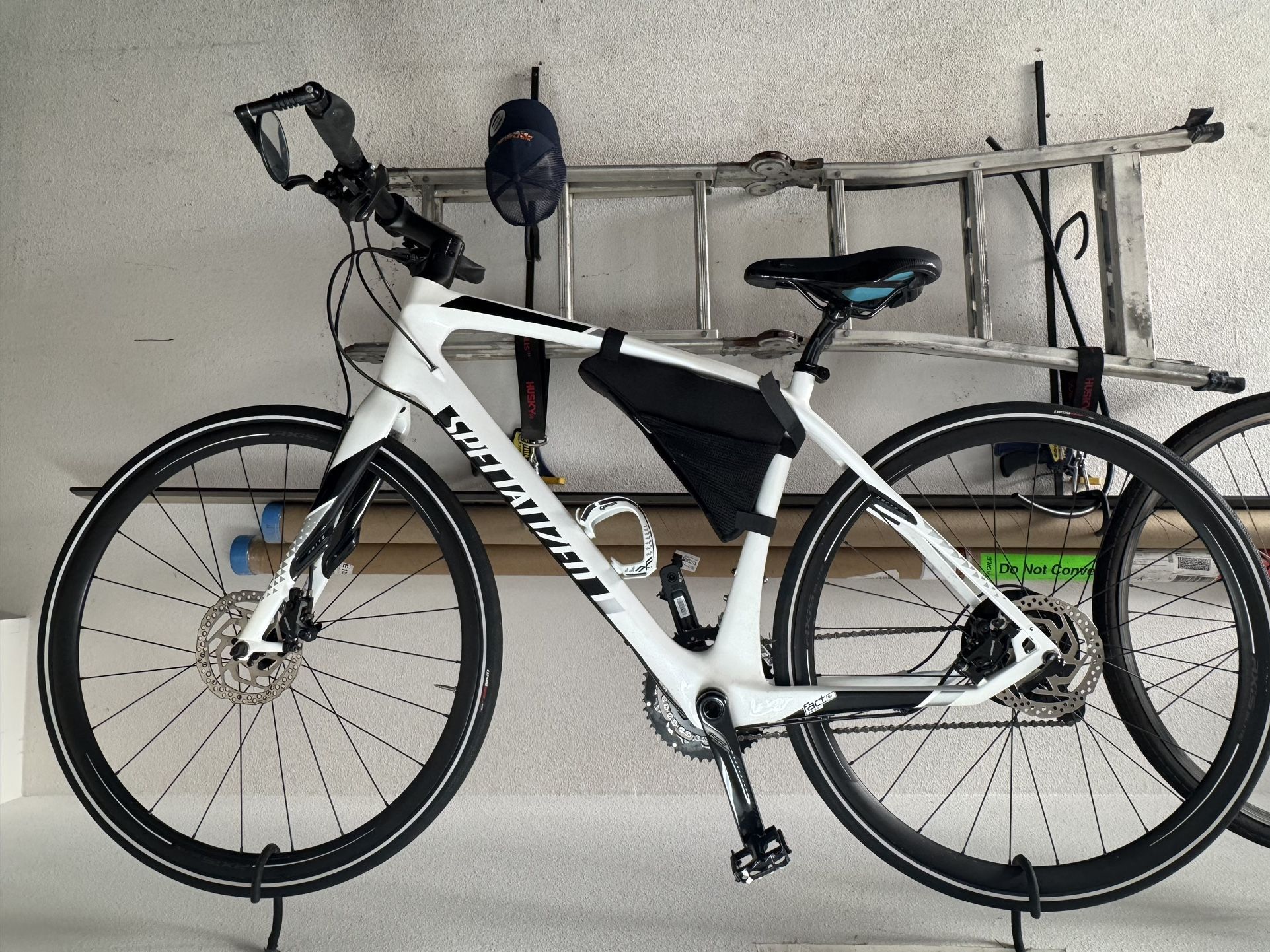Specialized Hybrid Bike