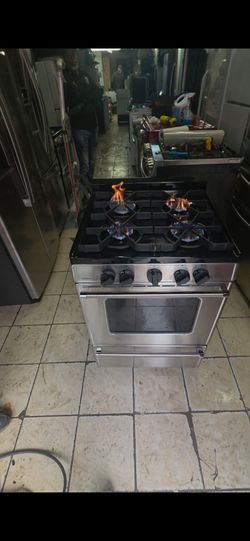 Stainless Steel 4-Burner Gas Range