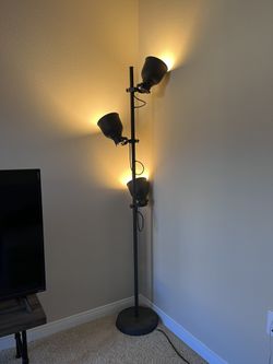 Floor lamp