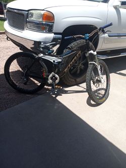 Kona stinky deluxe downhill free ride dirt jump all mountain mountain bike