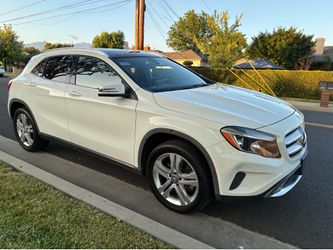 2017 Mercedes GLA250