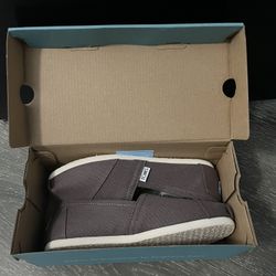 Toms