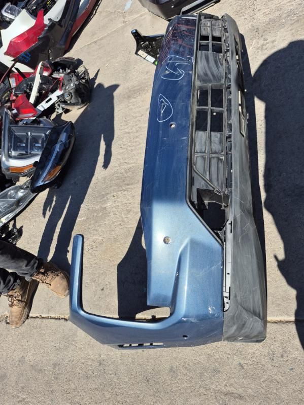 Chevy Tahoe Front Bumper Oem