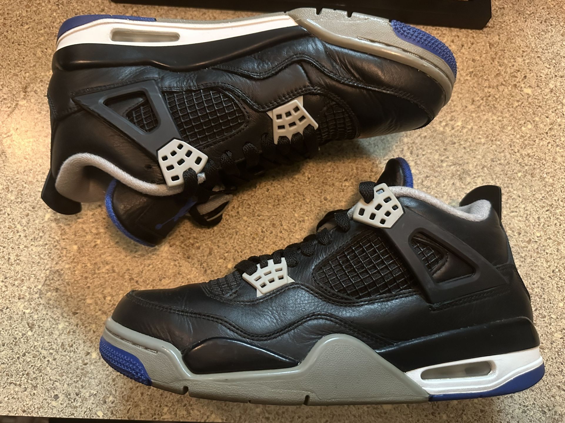 Air Jordan 4 Motorsport 8