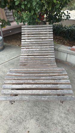 Set of 2 wood rockers
