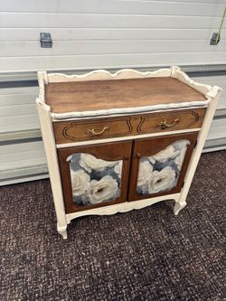 Cabinet/Coffee Bar