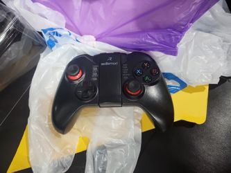 Cell Phone Bluetooth Controller For Gamers