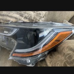 2020-2025 Toyota Corolla Headlight Driver Side 