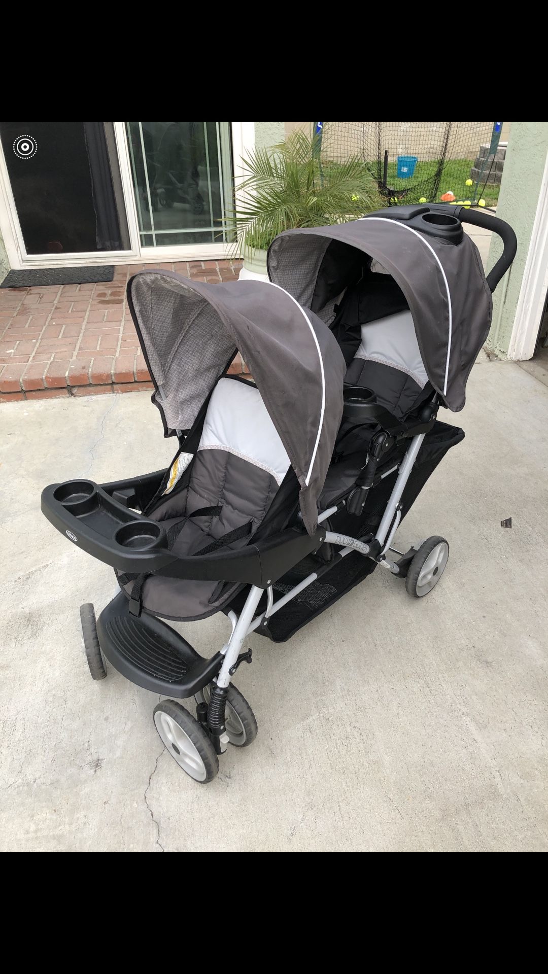 Graco Duoglider Double stroller with tandem seating