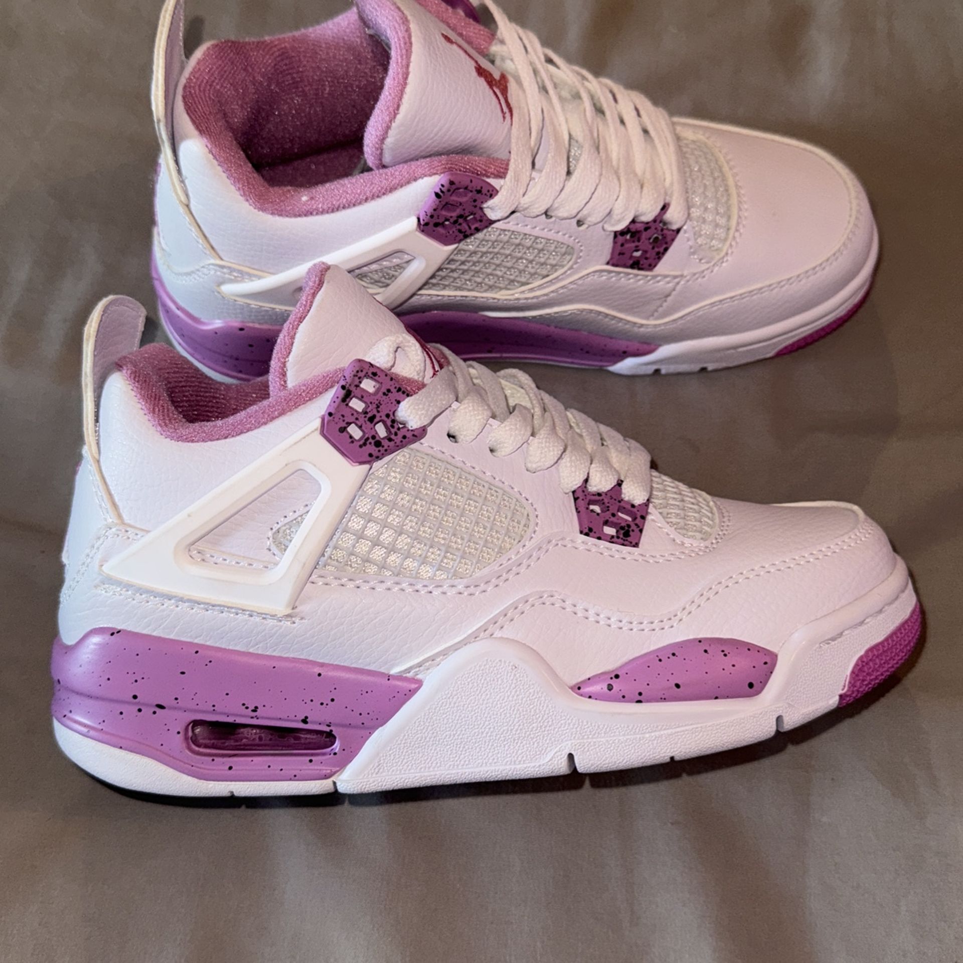 Pink Oreo Jordan 4 - Size 4y