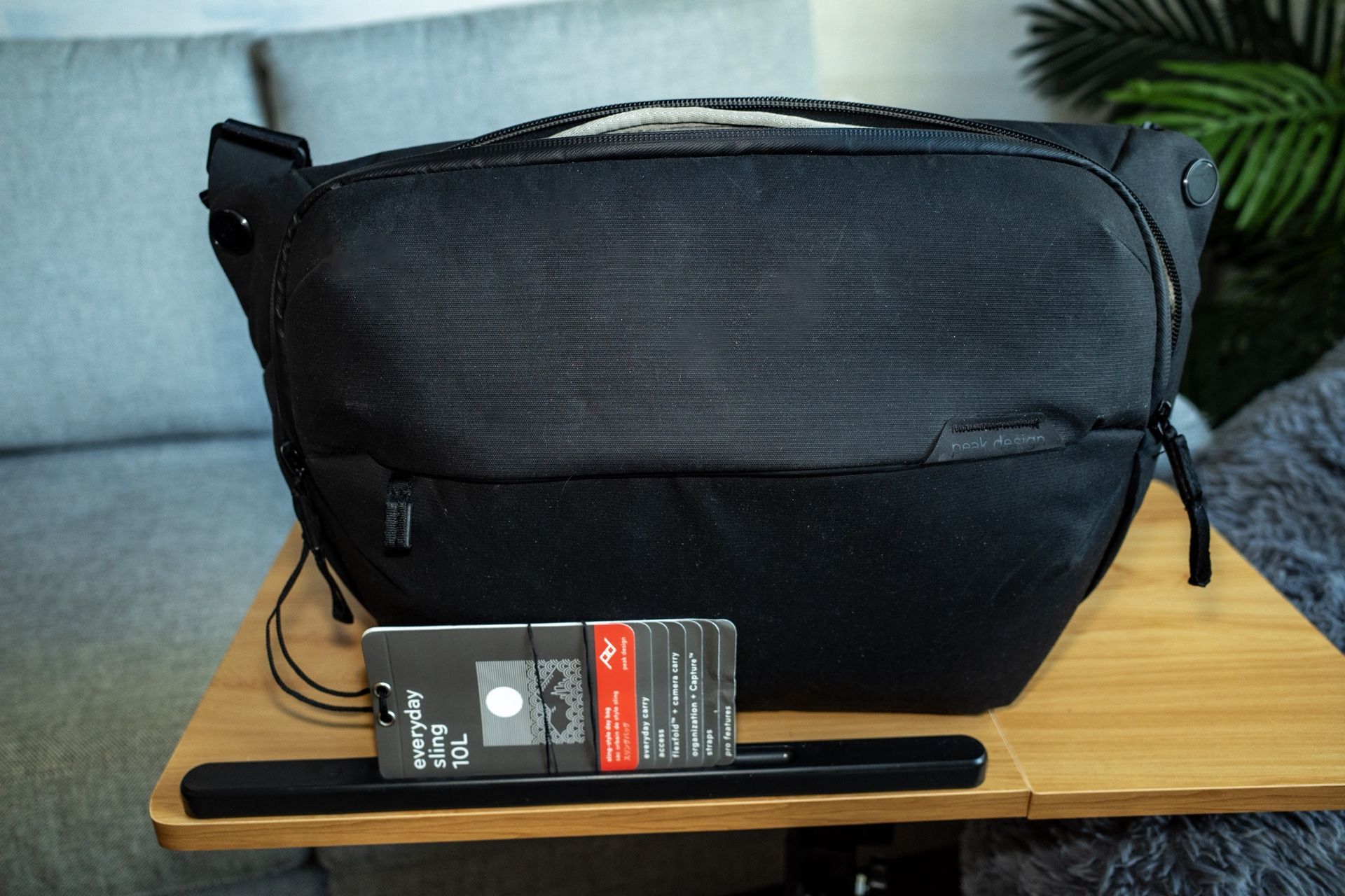 Peak Design Everyday Sling 10L (Black) + Extra Divider – $100