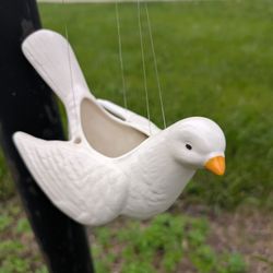 VINTAGE HANGING CERAMIC BIRD PLANT CONTAINER 