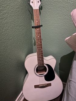 Mitchell Guitar 