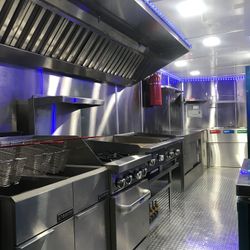 Food Trailer 