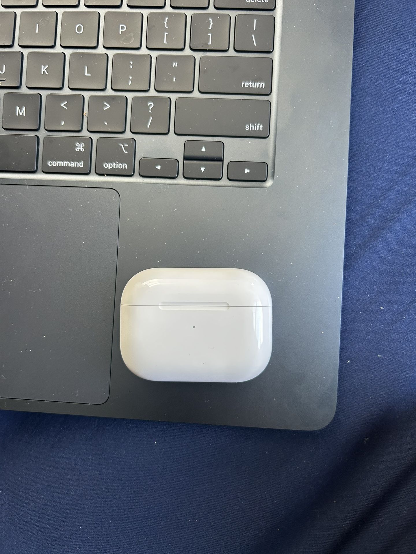 AirPods Pro Replacement Charging Case (2nd Generation)
