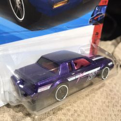 Hot Wheels 87 Buick Regal GNX Treasure Hunt 