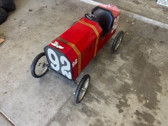 Vintage peddle car
