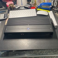 JL Audio Amp Marine /car   