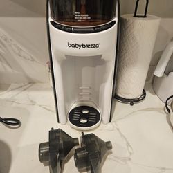 Babybrezza Formula PRO with extra funnel