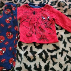 Two-piece Spider-Man Boys Size 5 Fleece Set
