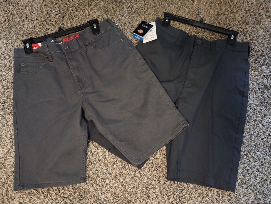 Dickies mens shorts size 32
((New)) grey
A bit wrinkle due to storage in bin can steam iron on pick up.
76179 pick up !