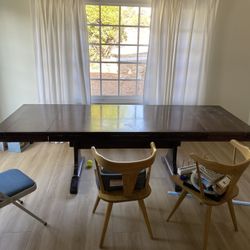 FREE Solid Wood Dining Table With 2 Leafs