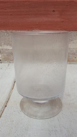Decorative glass dish/vase