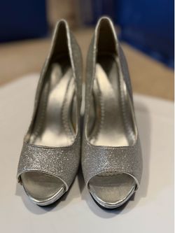 Shoes pictures sizes & videos on FBM