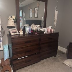 3 Piece King Size Bedroom Set