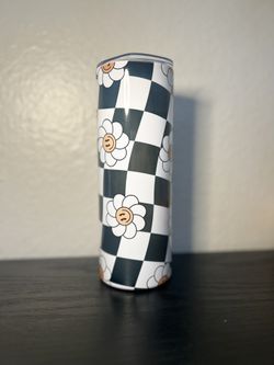 20oz Checkered Tumbler With Straw 