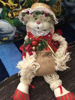 Vintage porcelain bunny