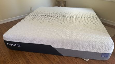 Nectar Luxe Memory Foam - King Mattress 