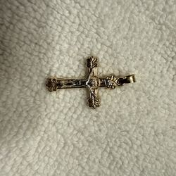 14k Gold Crucifix Pendant 