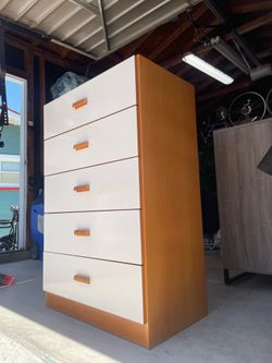 5 Drawer Dresser