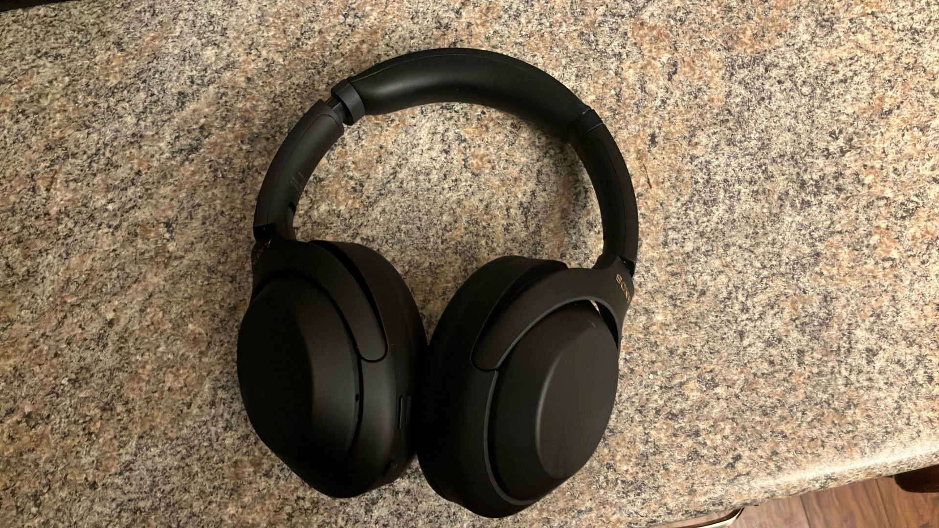 WH-1000M4 $50 Sony