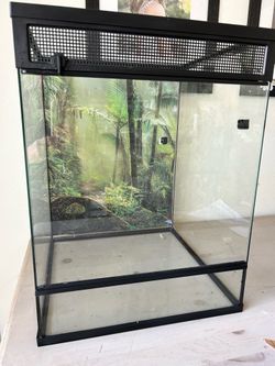 Thrive 30 Gallon Reptile Tank/ Enclosure Complete
