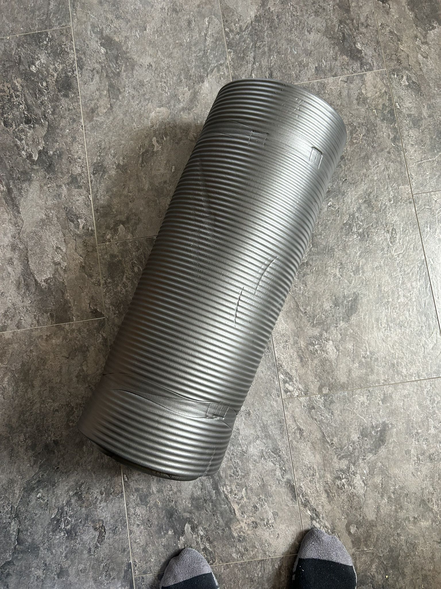 Thick Yoga/Workout Mat - Like New