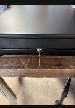 Cash drawer