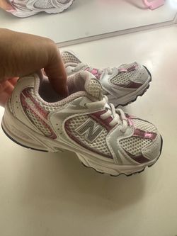 New balance, tennis shoes